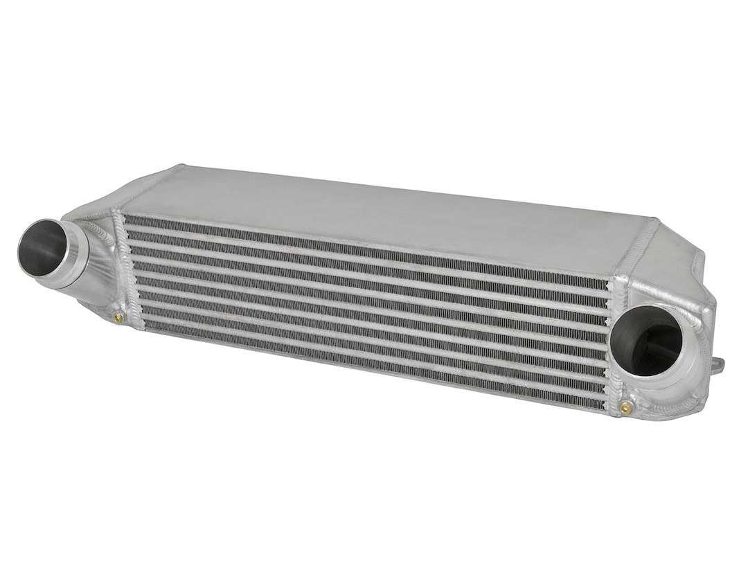 aFe Power Intercooler, Blade Runner, Air to Air, 5 Inch Bar and Plate, 2-1/2 Inch Inlet/ Outlet – 46-20301