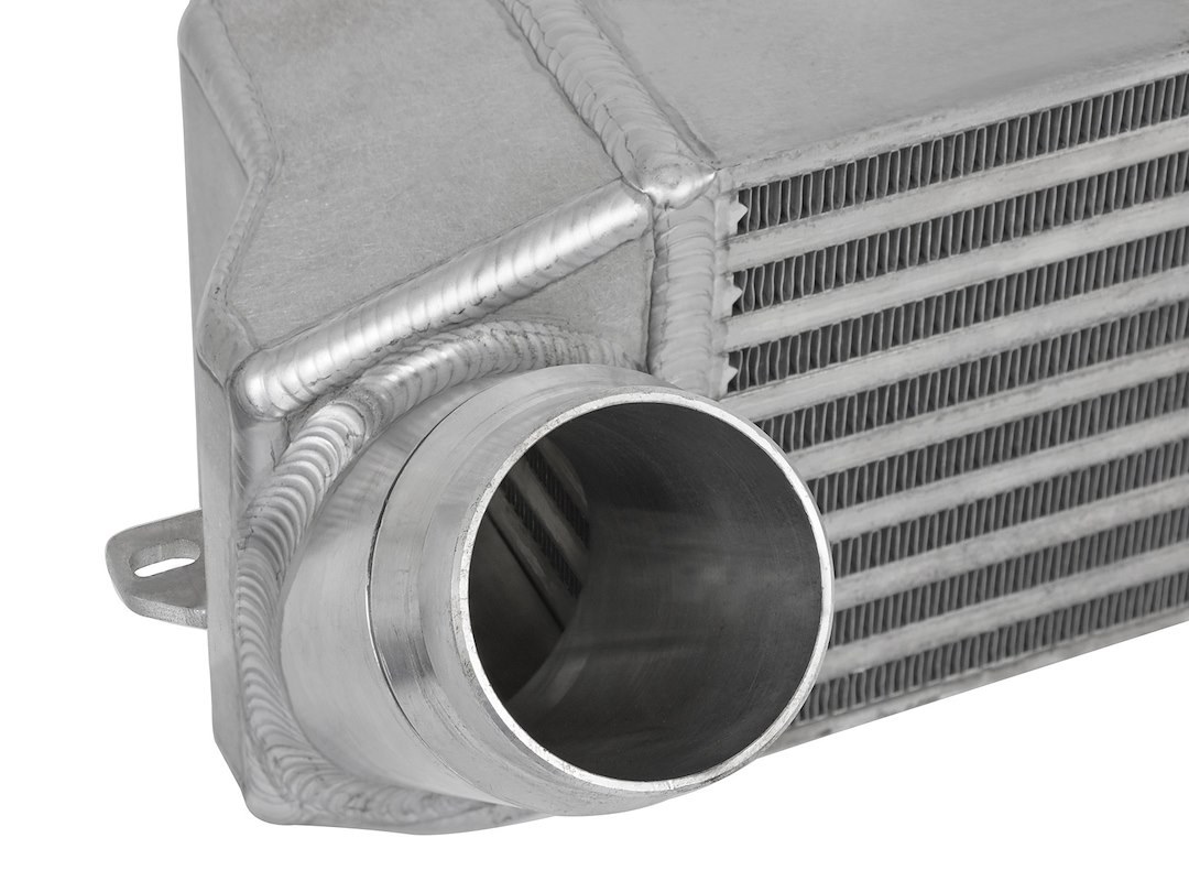 aFe Power Intercooler, Blade Runner, Air to Air, 5 Inch Bar and Plate, 2-1/2 Inch Inlet/ Outlet – 46-20301