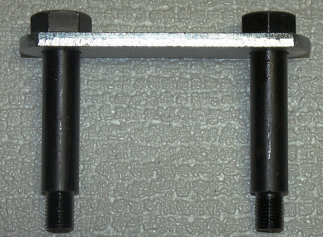 AP Products Trailer Axle Leaf Spring Shackle Plate, 2 Holes Per Plate, 3-1/8 Inch Length Hole Center to Hole Center, Standard Duty – 014-133485