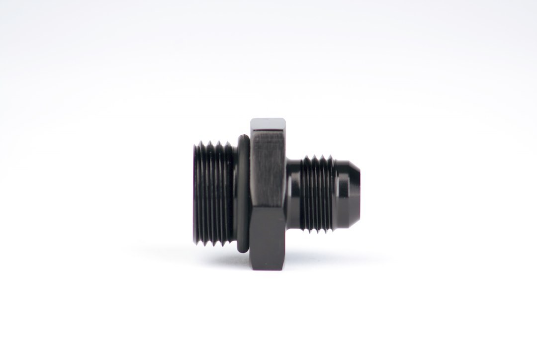 Aeromotive Adapter Fitting, 8AN to 6AN ORB, Straight, Black – 15605