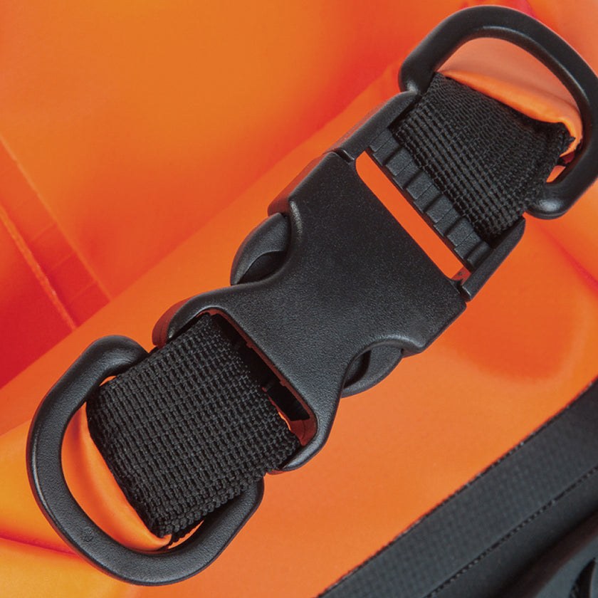 3D MAXpider Gear Bag, Dry Bag, Backpack Style, 18.8 Inch Height X 7.8 Inch Width, With Webbing Pocket, Buckle Closure – 6117-09-10L
