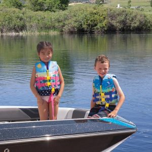Airhead Pfd – Personal Floatation Device, Life Vest, Fits Chest Sizes 22 Inch to 25 Inch and for Body Weight 30 to 50 Pounds – 30089-02-A