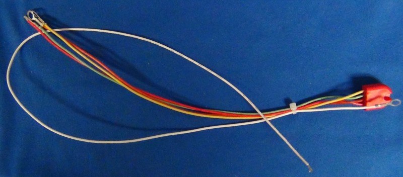 Am.tech Comp Tank Monitor Wiring Harness, Replacement for M21/ K28/ M23VWL Model Tank Monitor Panels, Pigtail Connector, Red – K101