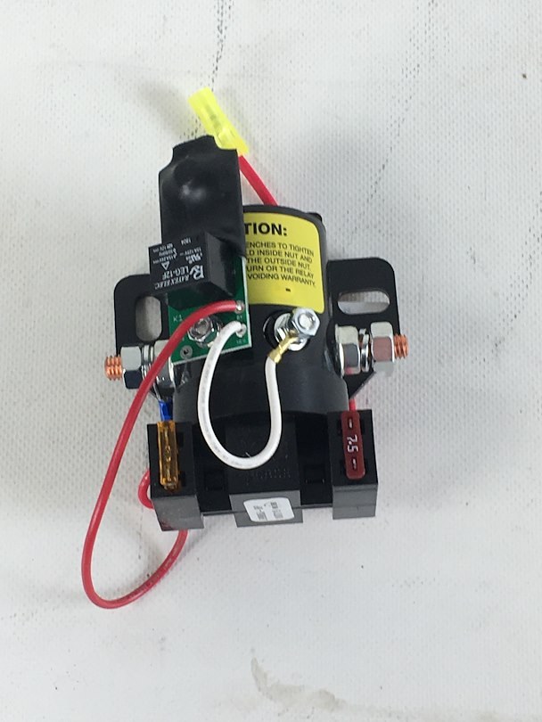 Am.tech Comp Battery Disconnect Switch, Use to Protect the Coil by Removing Voltage from the Coil After Time Delay – LR9806J-BIP