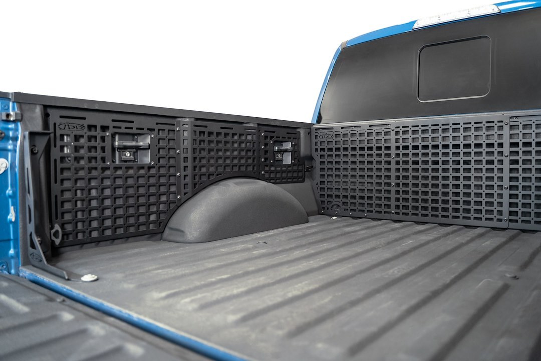 A.desert Des Molle Cargo Panel, Driver Side, Bolt-On, Cardinal Primer with Cardinal Hammer Topcoat – AC11038NA01