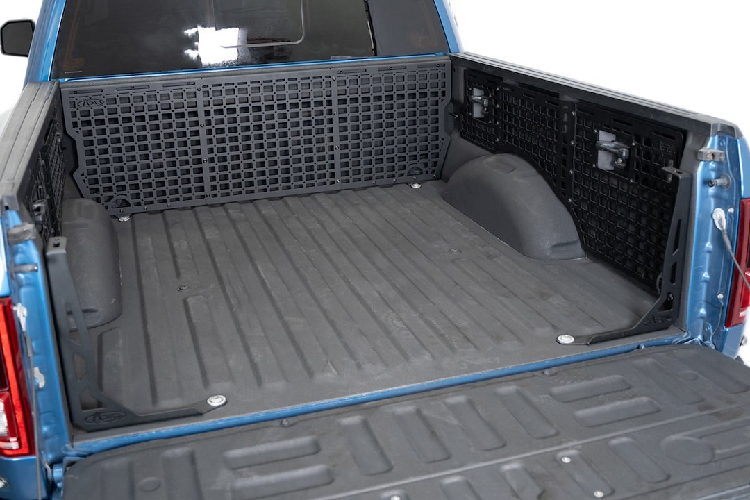 A.desert Des Molle Cargo Panel, Center, Bolt-On, Cardinal Primer with Cardinal Hammer Topcoat – AC11046NA01