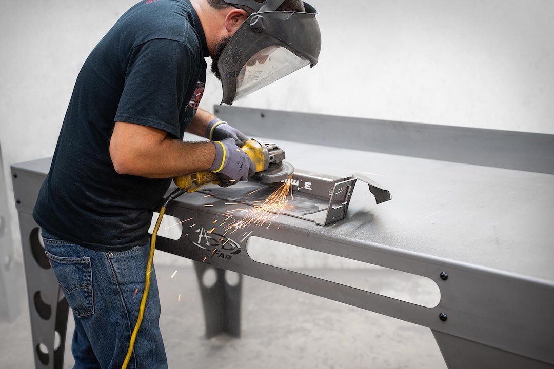 A.desert Des Work Bench, Table, Mechanics Fab Table, 3 Feet Height X 6 Feet Width X 3 Feet Depth, Steel – AC995100NANA