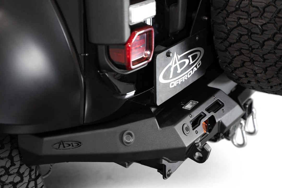 A.desert Des Bumper, Phantom, One Piece Design, Direct-Fit, Low Profile/ Knife’s Edge Design, Mounting Hardware Included – R260191090103
