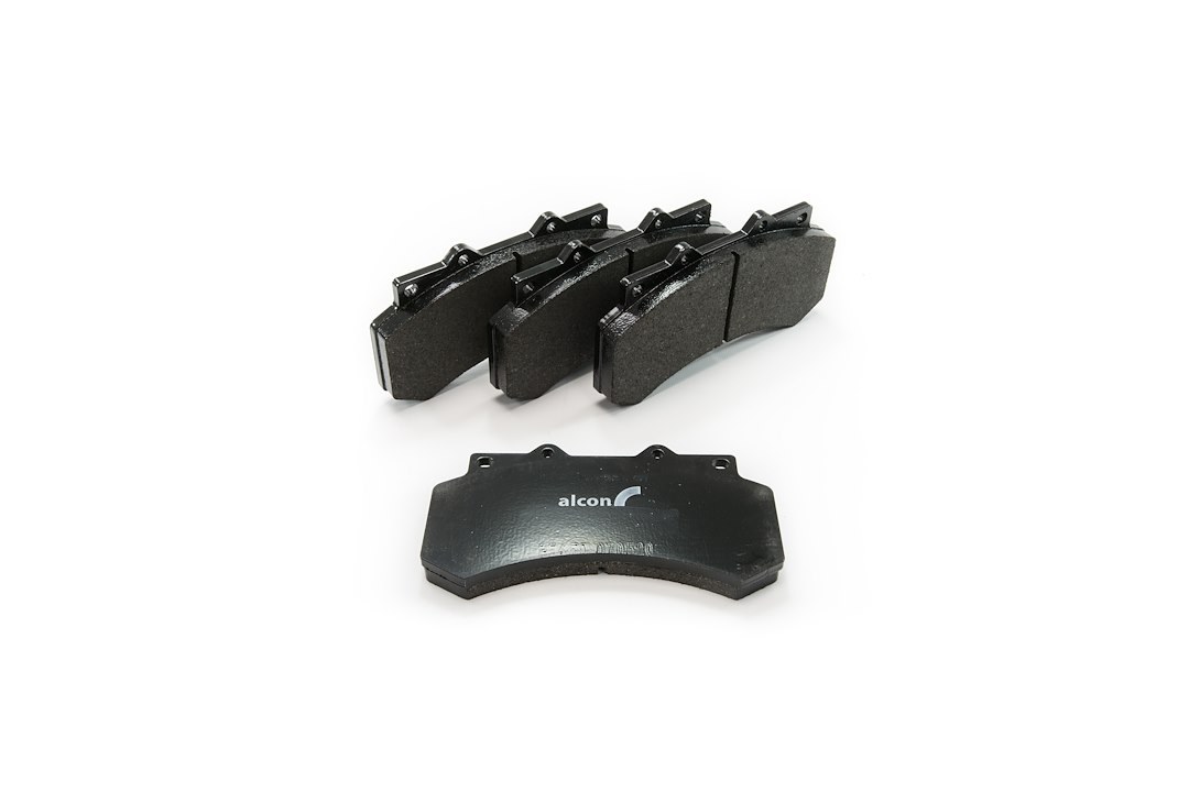 Alcon Brake Brake Pad, 16.5 Millimeter Thickness, Semi-Metallic – PNS4415X504.4