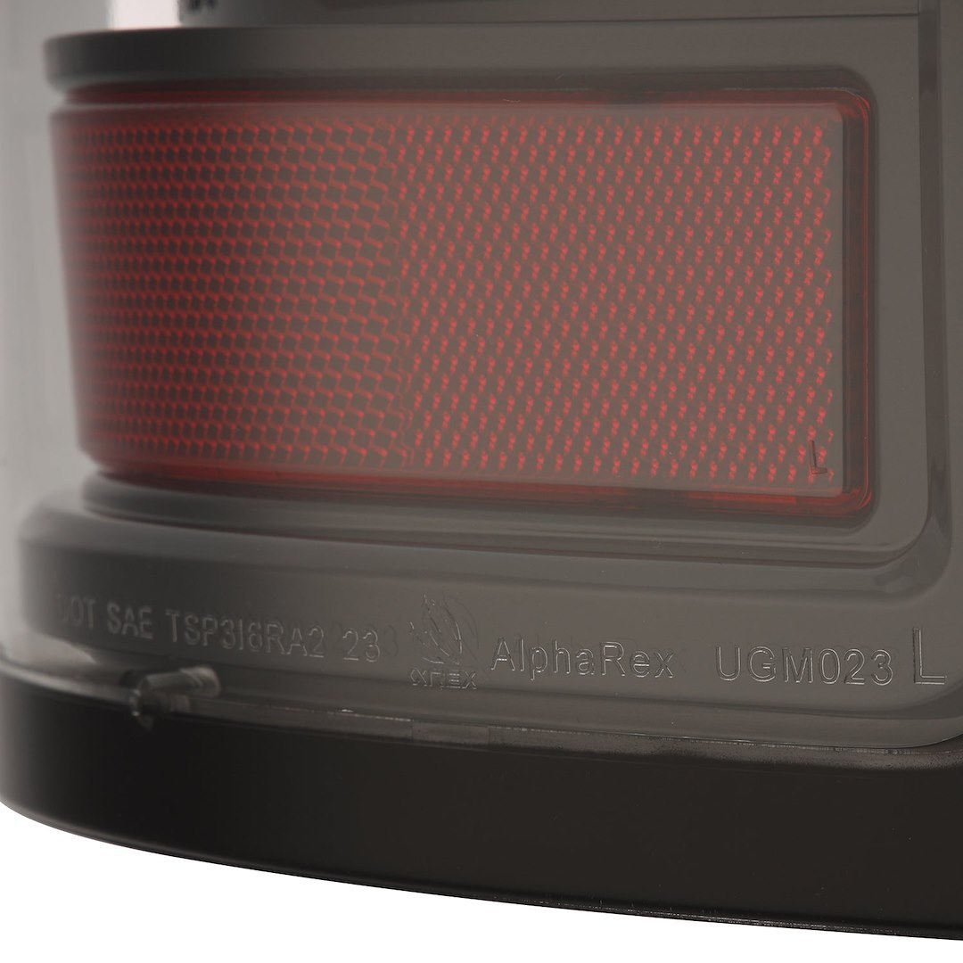 Alpharex USA Tail Light Assembly, Luxx-Series, LED, Clear Polycarbonate Lens, Alpha-Black Polypropylene Housing – 630070