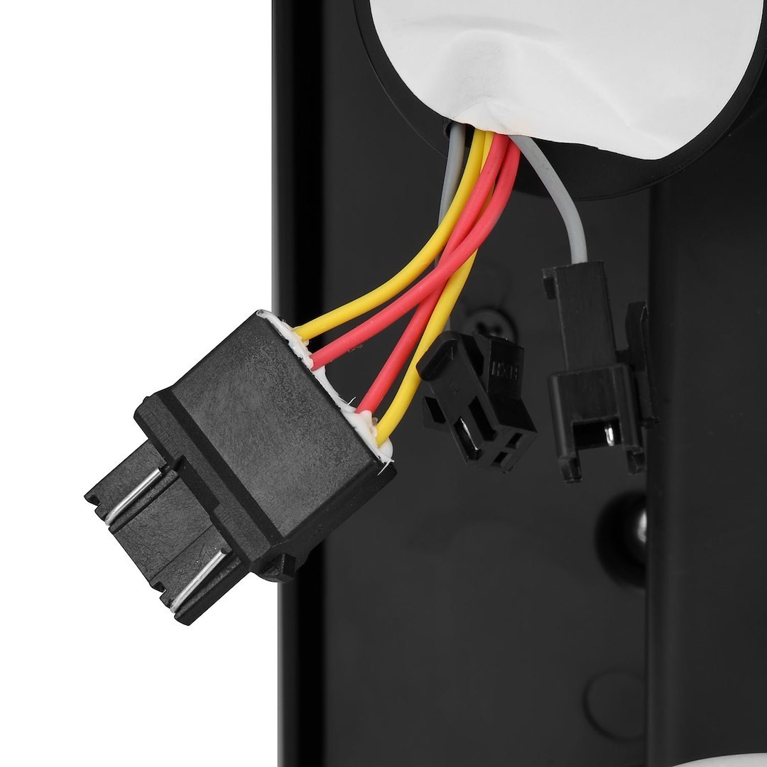 Alpharex USA Tail Light Assembly, Luxx-Series, LED, Clear Polycarbonate Lens, Alpha-Black Polypropylene Housing – 658006