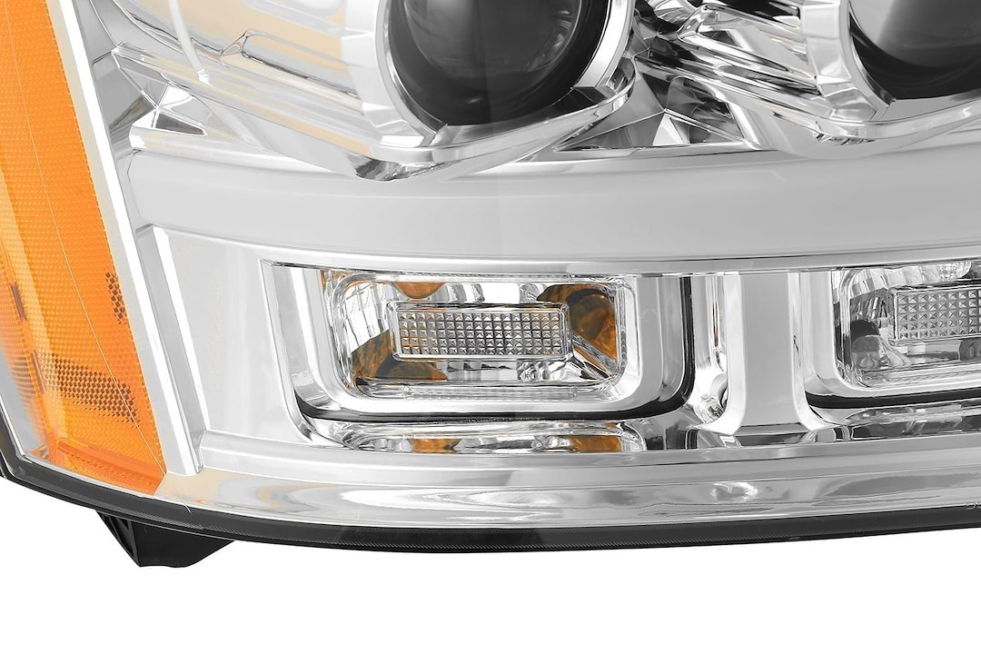 Alpharex USA Headlight Assembly, Pro-Series, Projector Beam with White Daytime Running Light/ Amber Sequential Turn Signal Light, Halogen – 880298