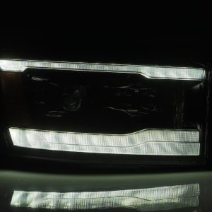 Alpharex USA Headlight Assembly, Luxx-Series, LED Bulb, Projector Beam with Daytime Running Light/ Sequential Signal – 880533