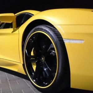 Alloygator Wheel Protector, Exclusive Profile, For Use with 12 to 24 Inch Diameter Wheels, Yellow, Adhesive and Clip Attachment – K4YLLWEXC