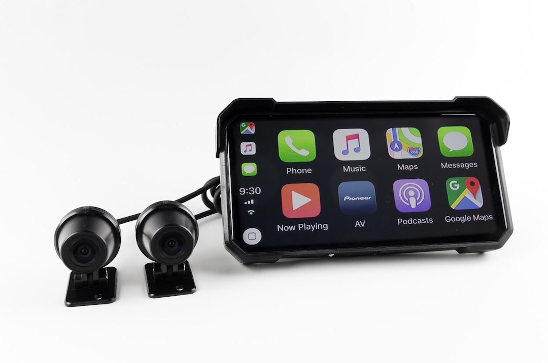 Aqua-Vu Dash Camera, The Captain, Wide Angle Lens, Dual 1080P Camera Resolution, Without G-Sensor, With GPS Tracking, Waterproof – 300-4975