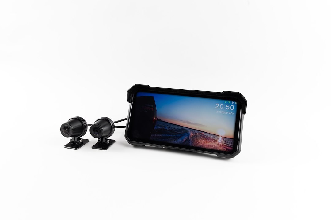 Aqua-Vu Dash Camera, The Captain, Wide Angle Lens, Dual 1080P Camera Resolution, Without G-Sensor, With GPS Tracking, Waterproof – 300-4975