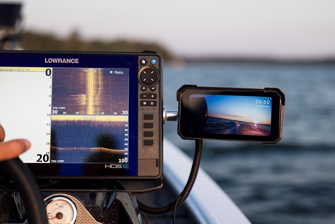 Aqua-Vu Dash Camera, The Captain, Wide Angle Lens, Dual 1080P Camera Resolution, Without G-Sensor, With GPS Tracking, Waterproof – 300-4975