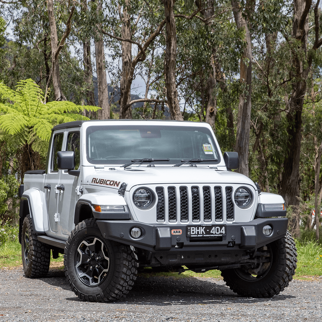 ARB 4×4 Accessories Bumper, Bumper Component, One Piece Design, Mounting Hardware Included, Without Grille Guard, With Internal Winch Mount – 3950240