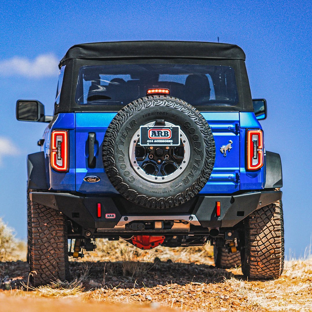 ARB 4×4 Accessories Bumper, One Piece Design, Mounting Hardware Included, With Tow Points, Without Light Cutouts, Compatible with OE Hitch – 5680010B