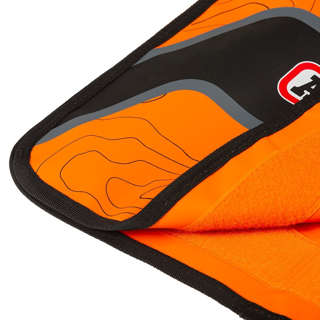 ARB 4×4 Accessories Winch Cable Damper, Drape Over Cable to Absorb Cable Whip, Bib Style, Orange – ARB220