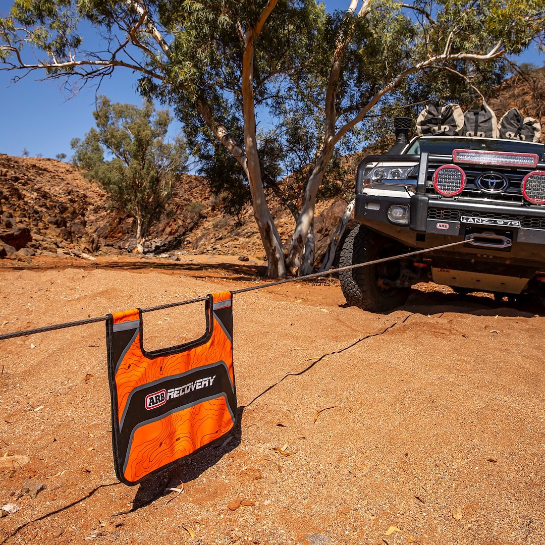 ARB 4×4 Accessories Winch Cable Damper, Drape Over Cable to Absorb Cable Whip, Bib Style, Orange – ARB220