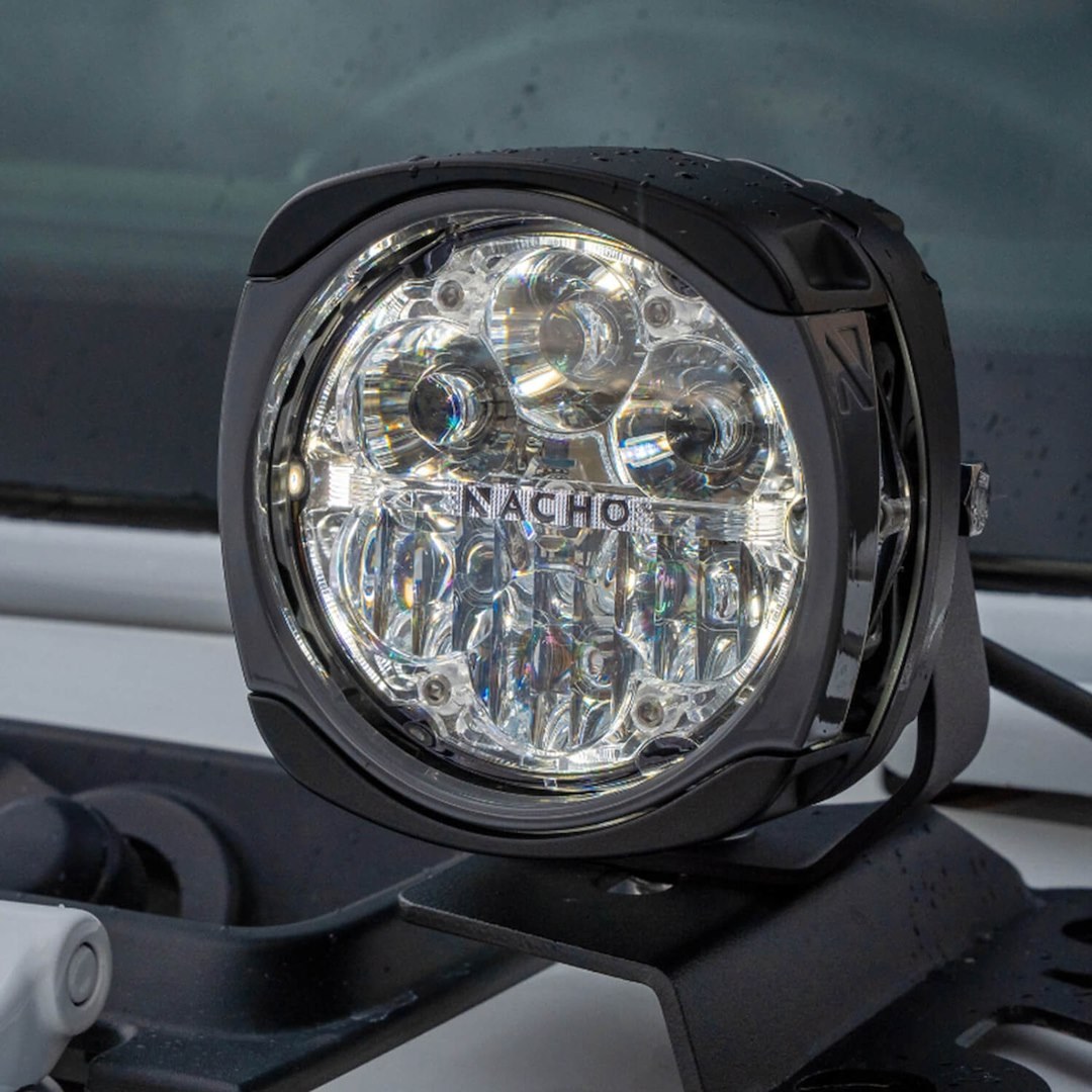 ARB 4×4 Accessories Driving/ Fog Light, Nacho, LED Bulb, 6 LED, 4 Inch Housing, 80 Watts, Combination Beam, 15000 Raw Lumens – PM435