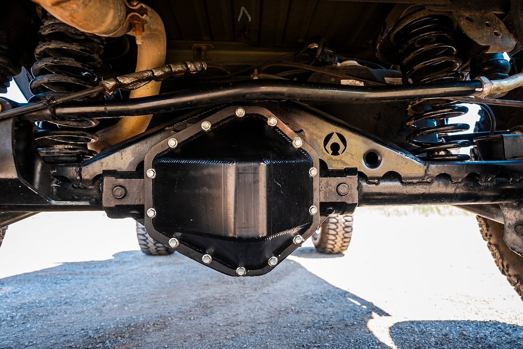 Artec Indust Axle Housing Truss, Apex, For Dana 44, Over the Top, Weld on, Mild Steel, 14 Bolt, With Coil Bracket and Bump Stop – JK1415