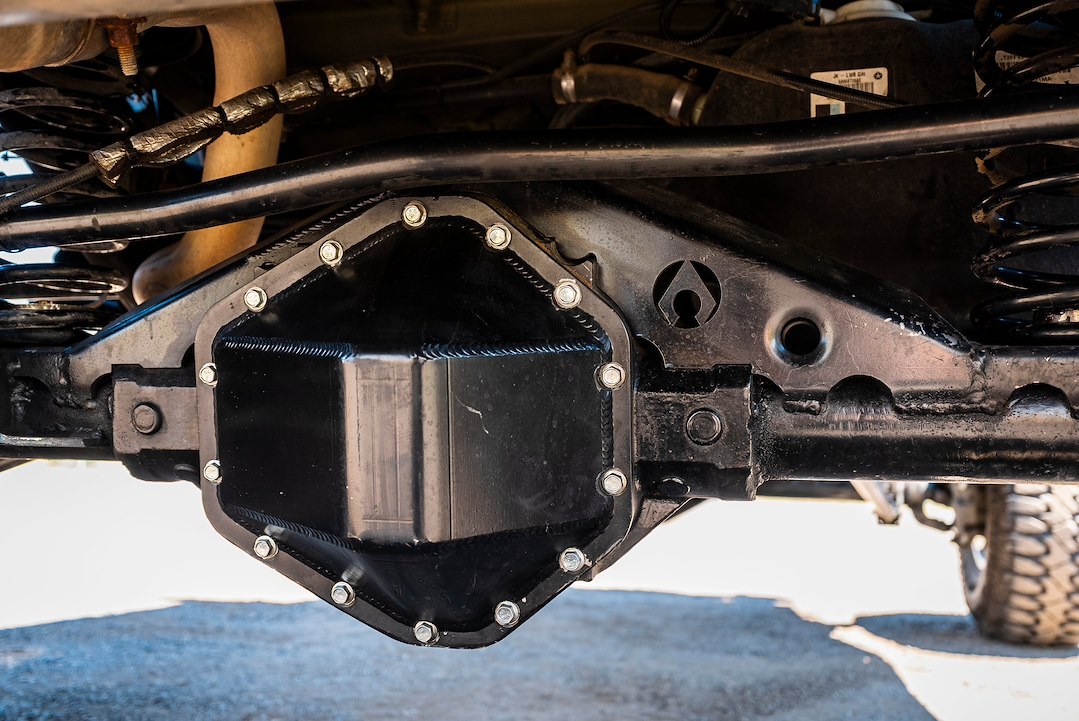 Artec Indust Axle Housing Truss, Apex, For Dana 44, Over the Top, Weld on, Mild Steel, 14 Bolt, With Coil Bracket and Bump Stop – JK1415