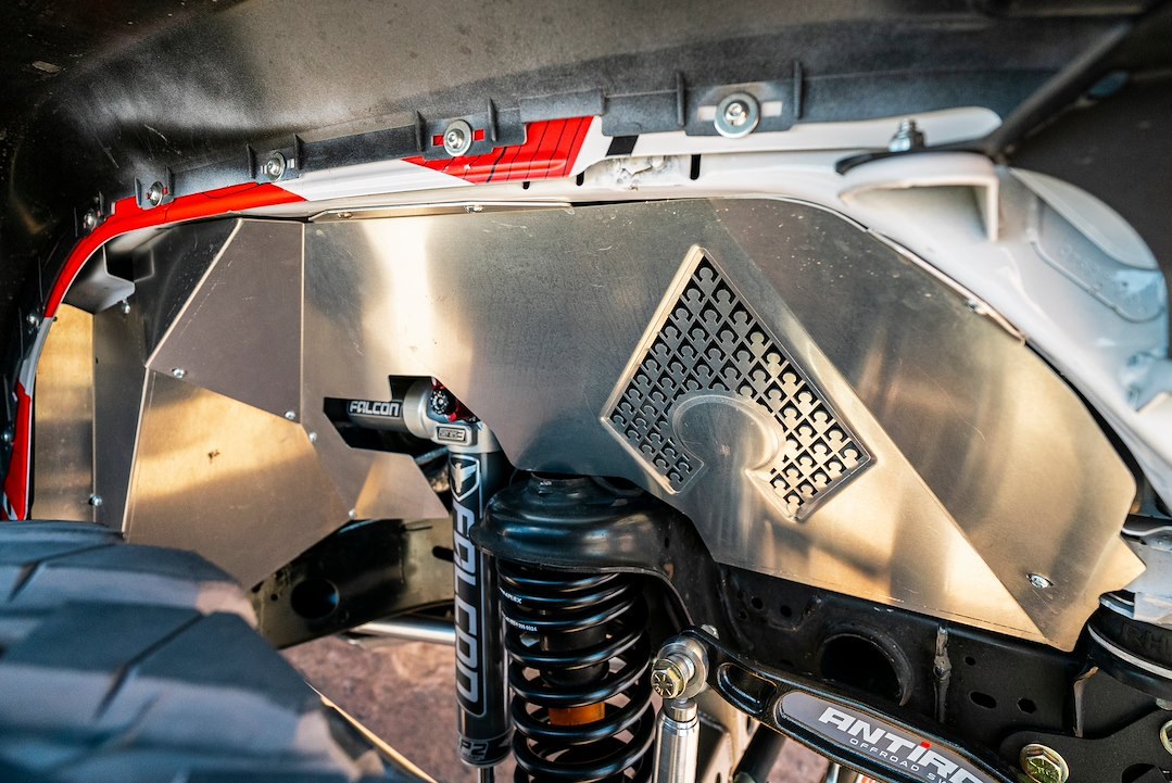Artec Indust Inner Fender, Aluminum, Silver, With Artec Logo, Vented, Compatible with Falcon Shocks, Set of 2 – JL5114