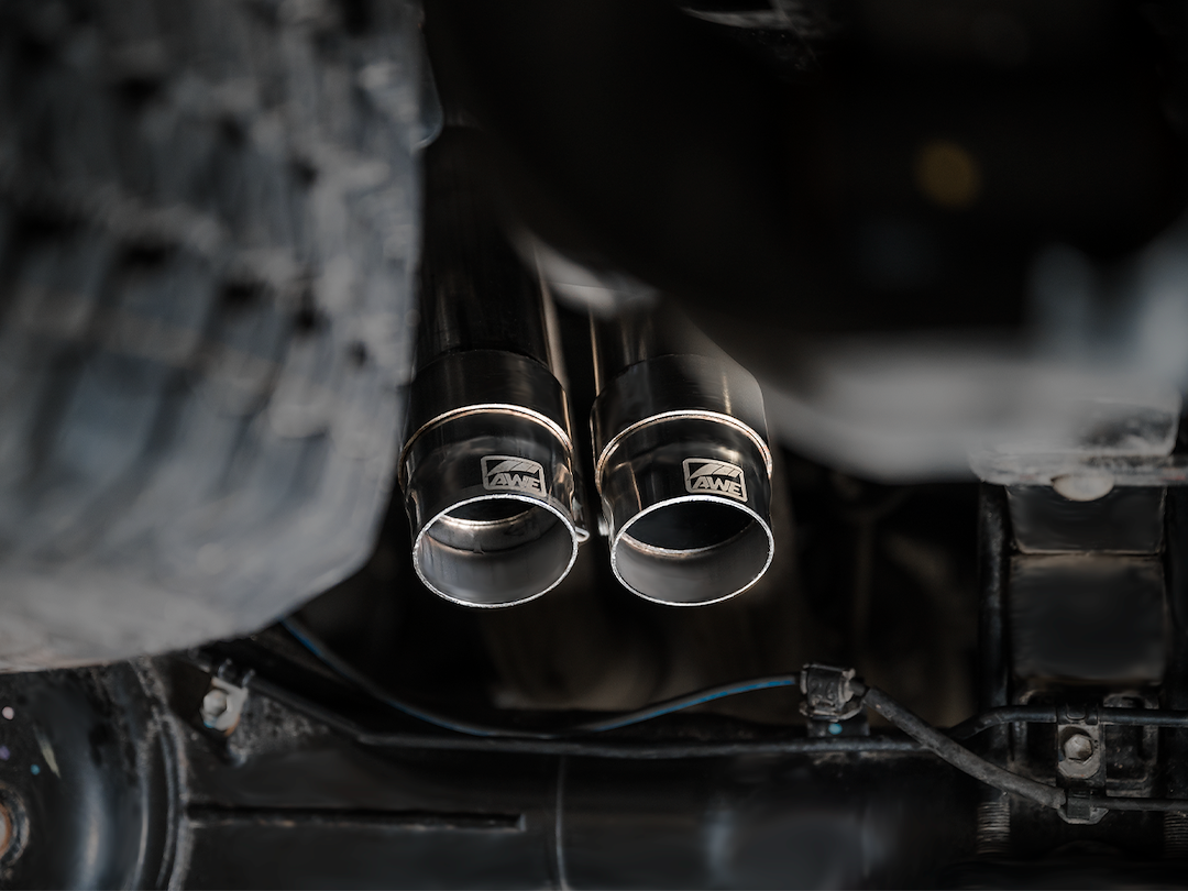 AWE Tuning Exhaust System Kit, 0FG Cat-Back System, Stainless Steel, Without Muffler, Dual Exhaust with Dual Outlet, Rear Exit – 3015-31826