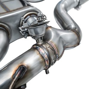 AWE Tuning Exhaust System Kit, Switchpath ™ Cat-Back System, Stainless Steel, With Muffler, Dual Exhaust with Quad Outlet, Rear Exit – 3025-42487