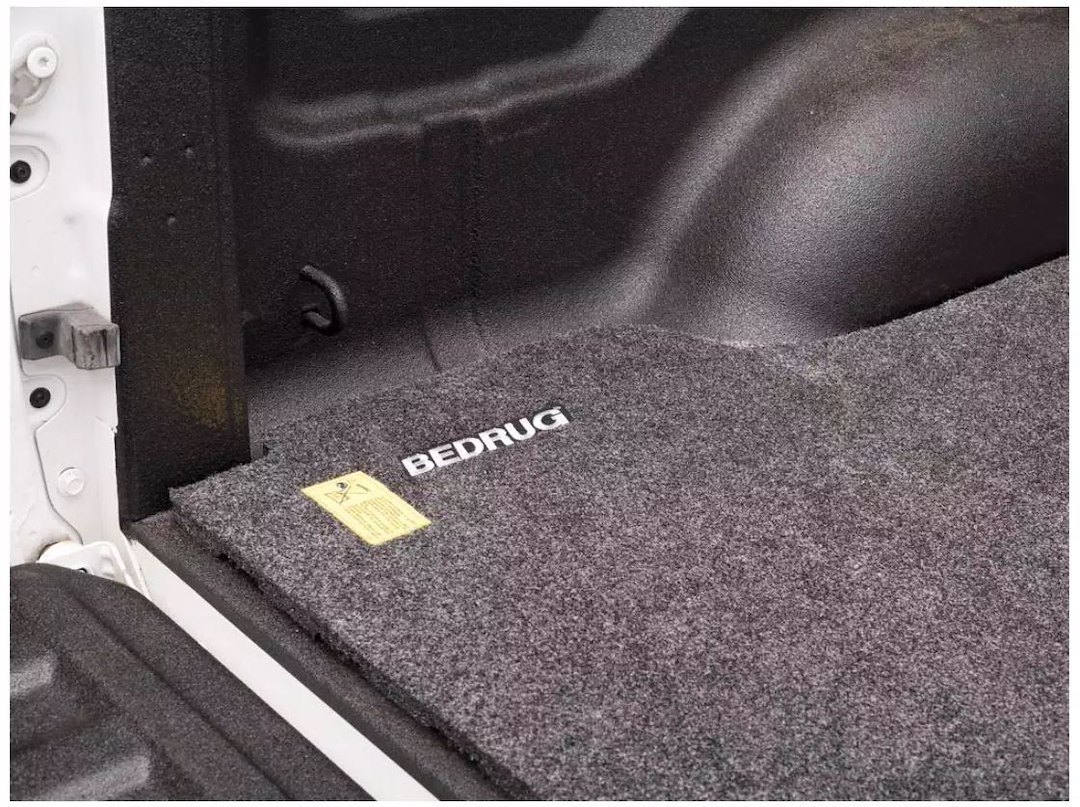 Bedrug Bed Mat, Classic, Direct-Fit, Without Raised Edges, Dark Gray, Carpet-Like Polypropylene, Tailgate Mat Not Included – BMQ15SBD