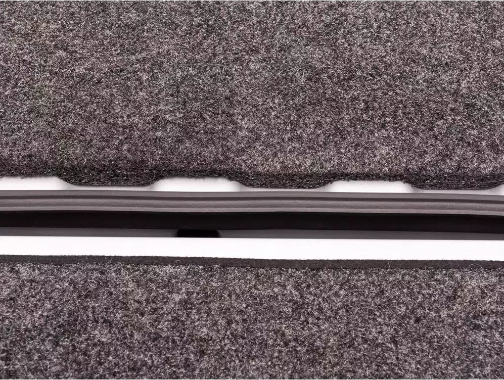 Bedrug Tailgate Mat, Direct-Fit, Dark Gray, Carpet-Like Polypropylene – BMR24TG