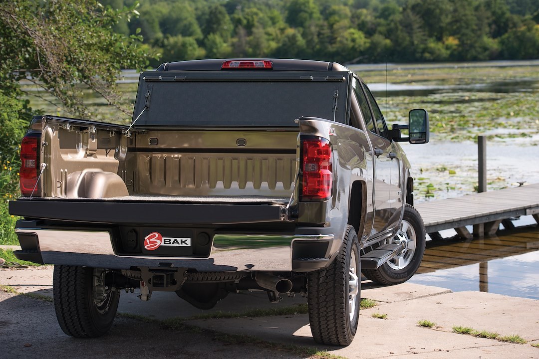 BAK Industries Tonneau Cover, Fibermax, Hard Folding, 2 Folds/ 3 Panels, Front Hinge Allows Entire Tonneau to Flip Up When Folded – 1126225