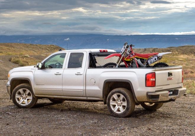 BAK Industries Tonneau Cover, Bakflip F1, Hard Folding, 2 Folds/ 3 Panels, Front Hinge Allows Entire Tonneau to Flip Up When Folded – 772146