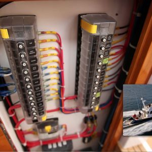 Blue Sea Systems Circuit Breaker Block, 6 Position Common Source with Ground Base – 5052-BSS