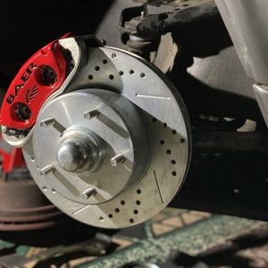 Baer Brakes Brake Conversion Kit, Classic, Drum to Disc Brake Conversion Kit, 11 Inch Slotted/ Drilled/ Vented Zinc Plated Rotor – 4301550R