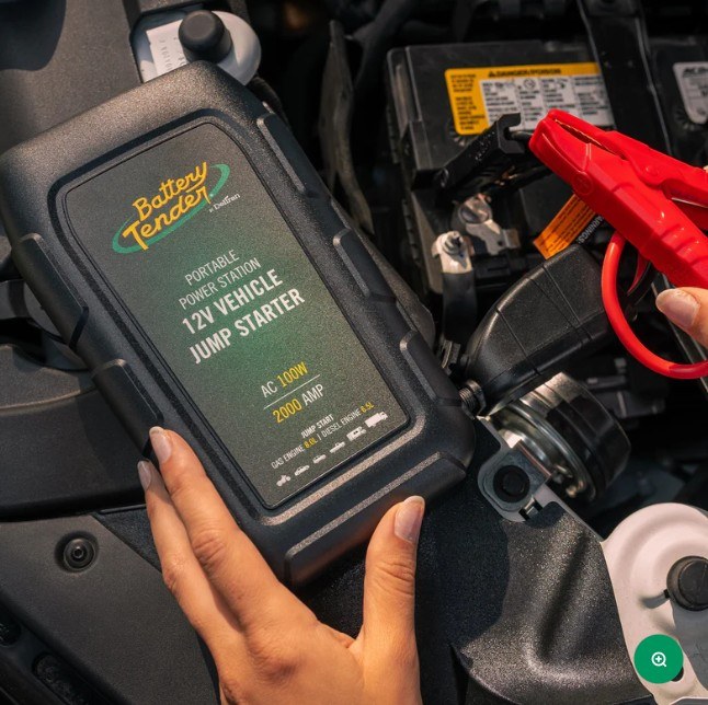Battery Tend Battery Jump Starter, Provide Auxiliary Power to Start 8 Liter Gasoline/6.5 Liter Diesel Engines – 030-2040-WH