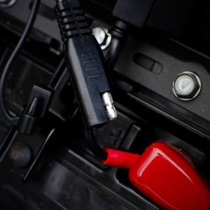 Battery Tend Battery Charging Cable, For Use with 12 Volt Batteries, 16 Gauge Wire, 18 Inch Length, Black/ Red – 081-0069-6-J25