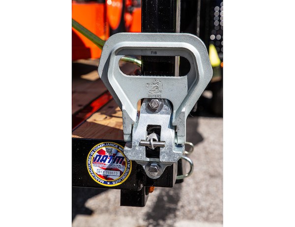 Buyers Products Truck Step, Body Mount, Single, Flat Step, Folds Up, Zinc Plated, Silver, Cast Steel, Bolt-On – 5236586