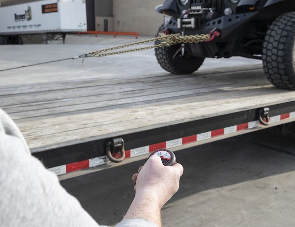 Buyers Products Winch Remote Control System, Allows User to Stay Mobile While Operating Buyers Products 5579500 or 5571200 Electric Winches – 5571000