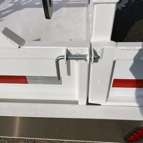 Buyers Products Tailgate Latch, Trailer Mount, Spring Latch, Includes Bolt/ Housing and Keeper – B2595LKB