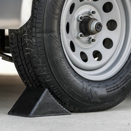 Buyers Products Wheel Chock, Black, Rubber, Single, 5 Inch Height – WC1467A
