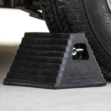 Buyers Products Wheel Chock, Black, Rubber, Single, 6 Inch Height – WC6810L