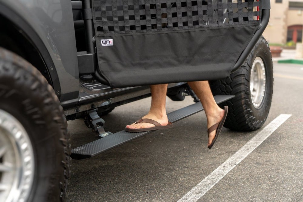Body Armor Running Board, E-Power, Powder Coated, Black, Aluminum, With LED Light System, Frame Body Mount Bolts, With Wiring Kit – FB-4500