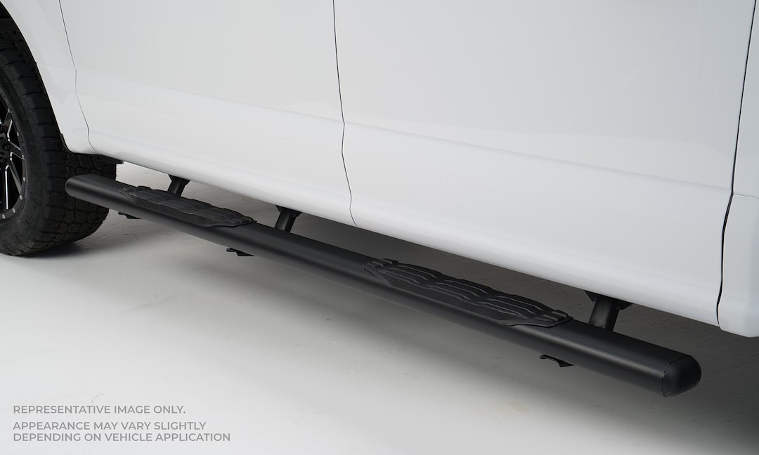 Big Country Truck Accessories Nerf Bar, Fusion, With Step Pads, 5 Inch Oval Straight, Textured Powder Coat, Black, Steel – 105224800
