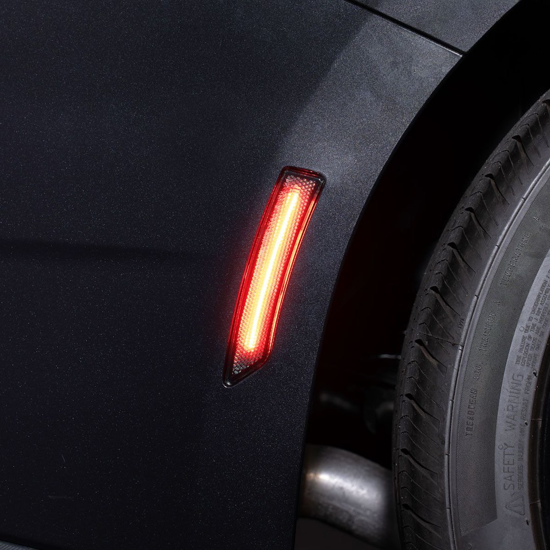 Diode Dynamc Side Marker Light, Fender Mount, Amber/ Red Lens, Black Trim, LED, Amber/ Red Bulb, Polycarbonate Lens, Plug and Play – FL0090