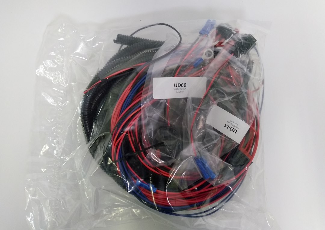 Dana Spicer Differential Locker Compressor Wiring Harness, For Use with Dana 60 Axle – 10021771