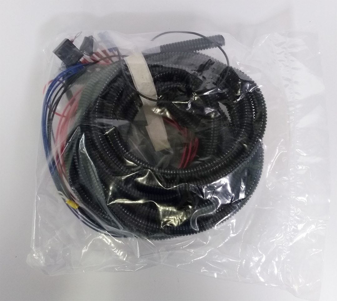 Dana Spicer Differential Locker Compressor Wiring Harness, For Use with Dana 60 Axle – 10021771