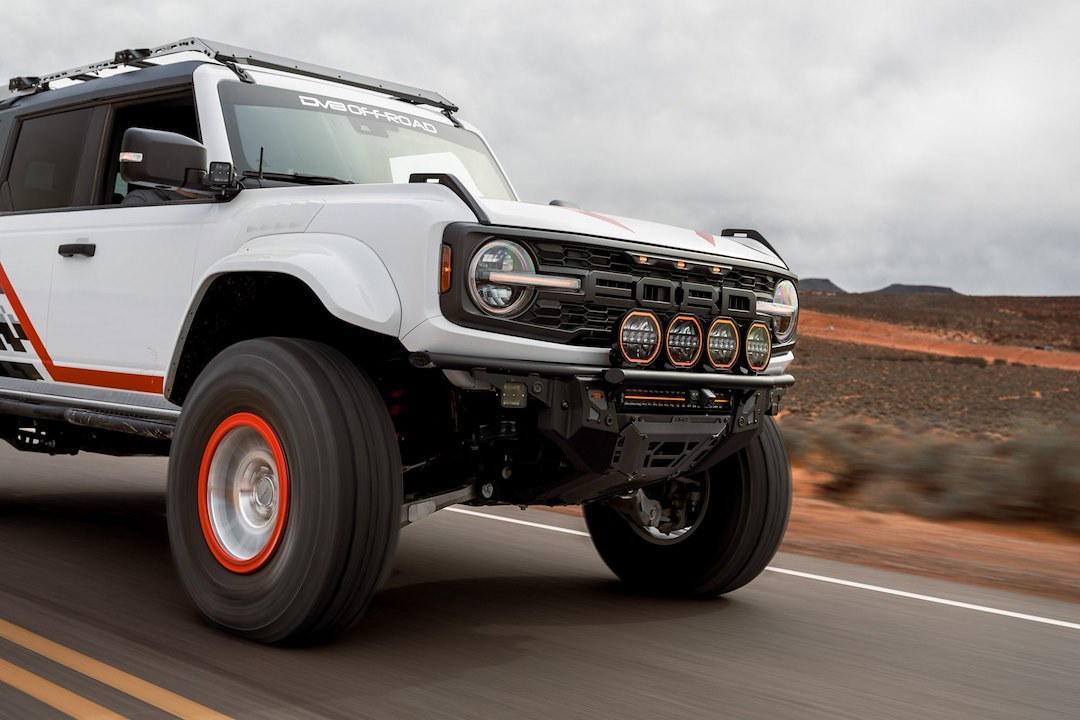 DV8 Offroad Bumper, Tubular Design, High Profile, Mounting Hardware Included, Without Grille Guard, Without Winch Mount, With Skid Plate – FBFR-02
